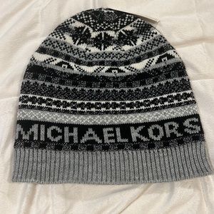 MICHAEL KORS knitted BEANIE HAT